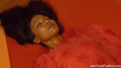 A Relaxing Pussy Massage With Relaxation Moment Again