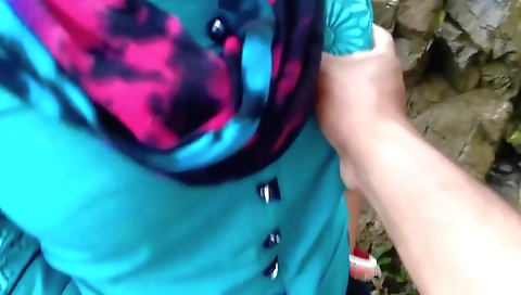 Ajnabi Ne Jungle Me Sonal Bhabhi Ki Choot Me Ungli Dalkar Maza Diya - Leigh Darby