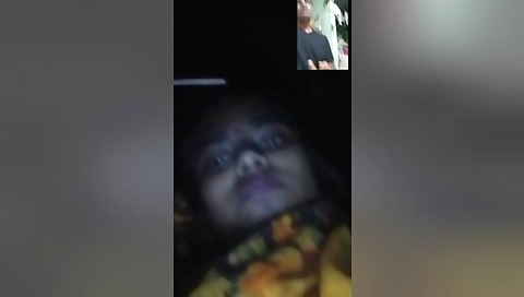 Today Exclusive- Horny Nelam Bhabhi Showing Boobs And Fingerring On Video Call