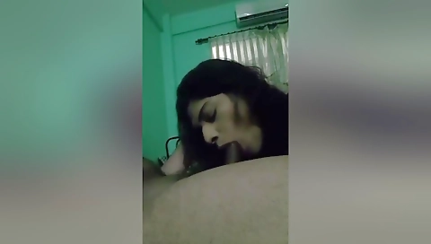 Today Exclusive- Horny Lankan Girl Give Blowjob To Lover