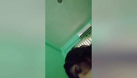 Today Exclusive- Horny Lankan Girl Give Blowjob To Lover