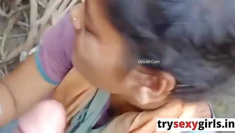 Gao Ki Ladki Ptakar Chuswaya Khet Me Lund