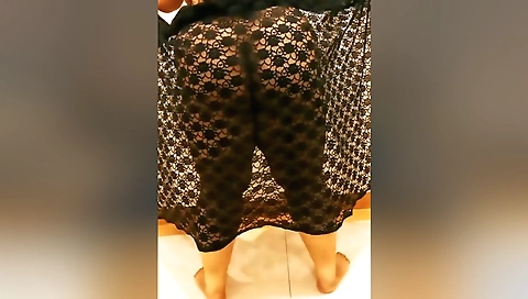 Indian Horny Girlfriend Striptease And Twerking For Her Boyfriend