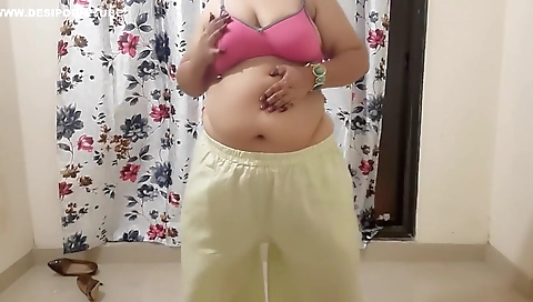 Indian Desi Bhabhi Getting Horny For Her Sex Night