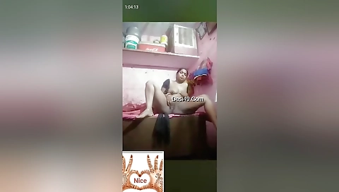 Horny Desi Bhabhi Shows Her Boobs And Masturbating 5