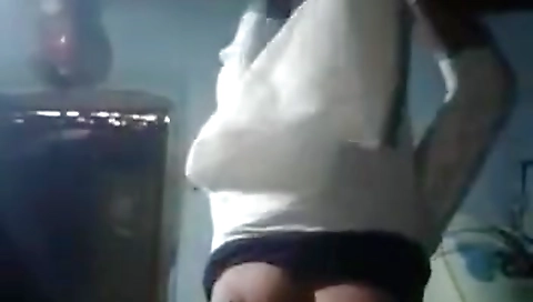 Today Exclusive- Sexy Tamil Wife Showing Her Boobs And Pussy