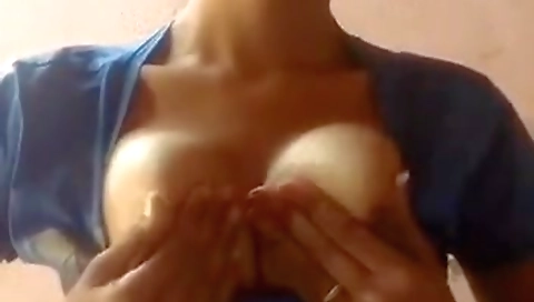Desi Village Girl Shows Her Boobs And Pussy 2