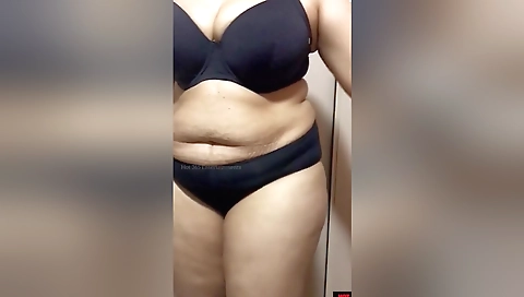 Step brother’s Wife Changing Dress With Tamil Actress