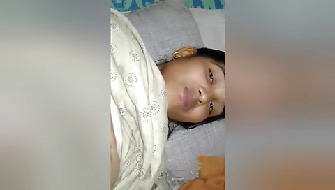 Today Exclusive- Cute Desi Girl Boob Pressing And Fucked