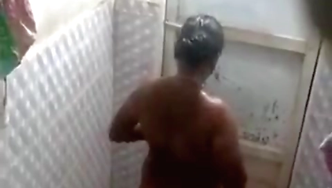 Today Exclusive- Bahbhi Bathing Record By