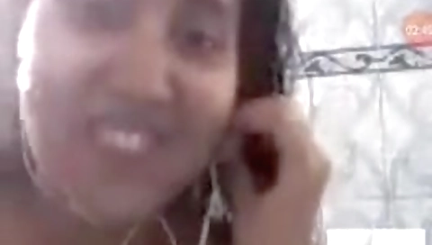 Today Exclusive- Sexy Lankan Girl Showing Her Nude Body To Bf On Video Call 4