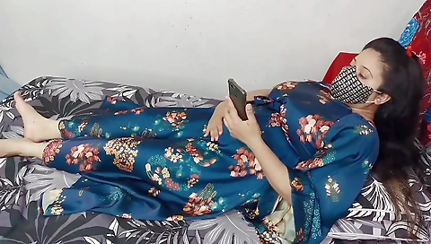 Muslim Girl Masturbating While Watching Porn Video Alone