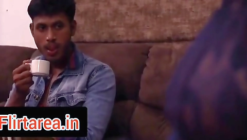 Bete Ke Dost Ne Uski Mummmy Ke Sath Machai Chudai