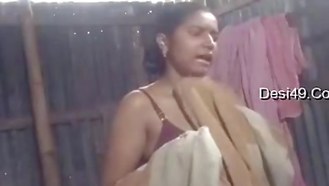Today Exclusive- Desi Village Girl Showing Her Boobs And Pussy To Lover 2