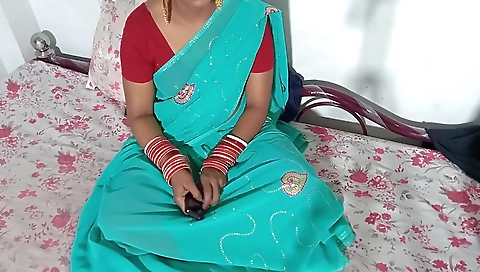 Bengali Bhabhi Ne Makan Malik Se Chudwa Kar Ghar Ka Kiyaya Maaf Karaya