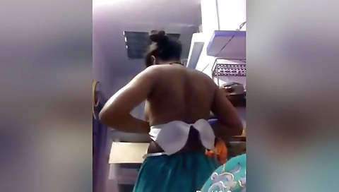 Today Exclusive- Desi Village Girl Strip Her Cloths And Showing Her Big Boobs