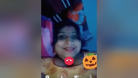 Exclusive- Horny Indian School Teacher Showing Her Boob On Video Call
