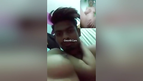 Desi Cpl Show Romance On Video Call
