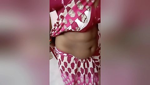 Tamil Actress - My Lovely Tamil Wife Changing Her Dress On Video