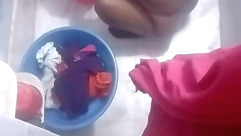 Today Exclusive- Desi Bhabhi Bathing Record By