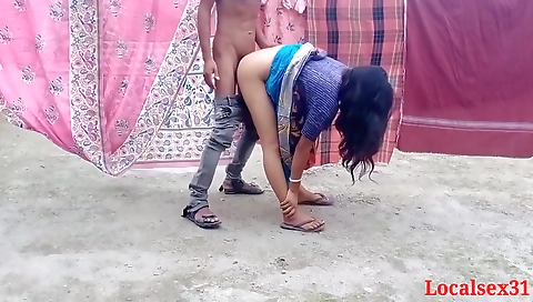 Desi Greeb Chachi Ne Peso Ke Badle Apne Se Km Umar Ke Mard Se Phuddi Marwai