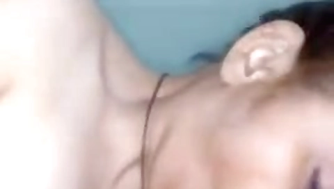 Exclusive- Sexy Desi Bhabhi Gives Nice Blowjob To Hubby