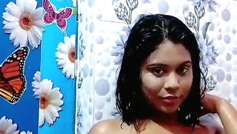 Busty Girl Nude Bath Selfie Mms Video