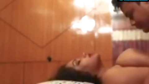 Sexy Indian Aunty Try To Satisfy Her Neighbour In Bedroom