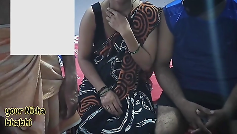 Tagether With My Wife The Friend Did Threesome