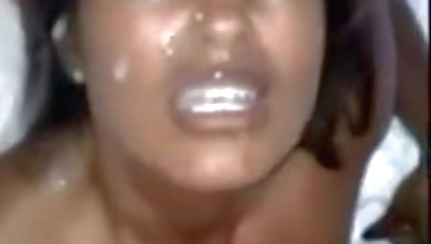 Horny Babe From Chennai Gives Blowjob And Receives Cumshots