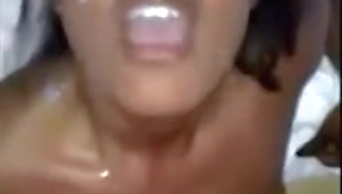 Horny Babe From Chennai Gives Blowjob And Receives Cumshots