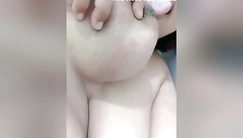 Very Big Boobs Bbw Masturbating
