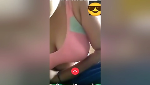 Desi Bangla Girl Shows Her Boobs
