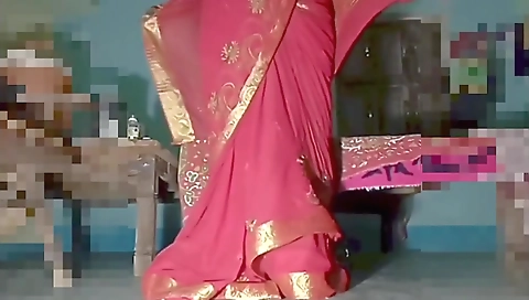 Priya Bhabhi Masturbating With Big Cucumber And Squirting