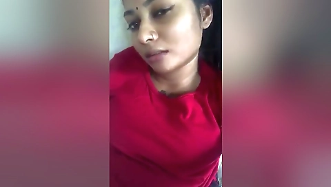 Tamil Girl Shows Her Boobs And Pussy