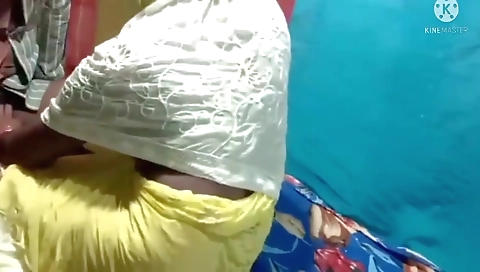 Desi Gao Ki Kamla Bai Ko Jiju Ne Choda