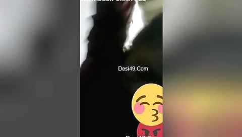 Today Exclusive- Tamil Showing Her Boobs