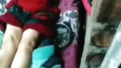 Village Aunty Pussy Captured On Cam Secretly