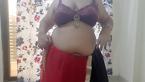 Horny Indian Naughty Bride Getting Ready For Her Suhaagrat