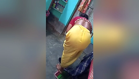 Today Exclusive- Boudi Wearing Cloths After Bathing