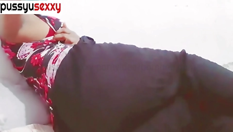 Sri Lankan Collage Girl Early Morning Pussy Fingering