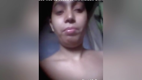 Sexy Paki Girl Showing Her Nude Body