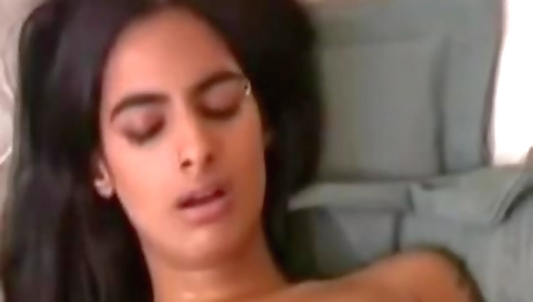 Pune College Girlfriend Masturbates Herself With Dildo