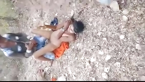 Outdoor Tamil Sex Video Blue Film Of Sex Starved Desi House Wife