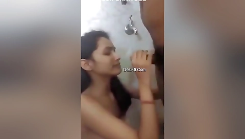 Today Exclusive- Cute Lankan Girl Blowjob
