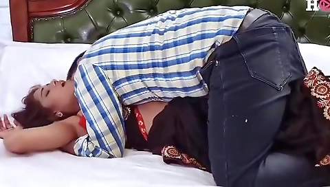 Indian Girl Wants To Learn Acting