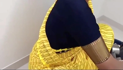 Bartan Lelo Bahut Shasta Mal Hai