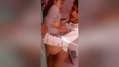 Today Exclusive- Super Hot Look Nepali Girl Hard Fucked By Lover