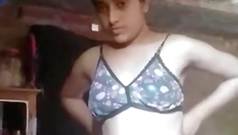 Desi Bangla Village Girl Leaked Dressing Video