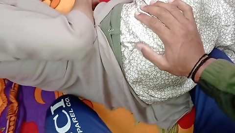 Pg Aunty Fucked By Full Video In Hindi - Young Boy